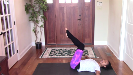 Fire Up Your Metabolism With This Moving Twisting Posture
